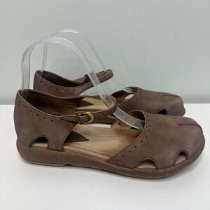 Dansko Nubuck Tan Leather Mary Jane Sandals Size 6.5 Gabrielle Ankle Strap